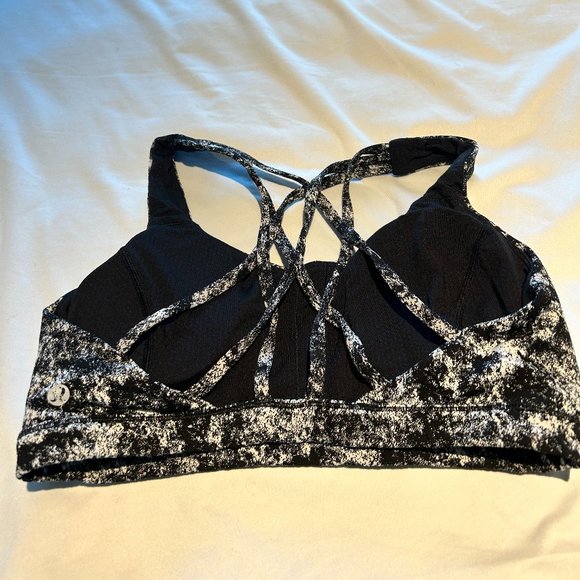 EUC Lululemon Sports Bra - Picture 2 of 3
